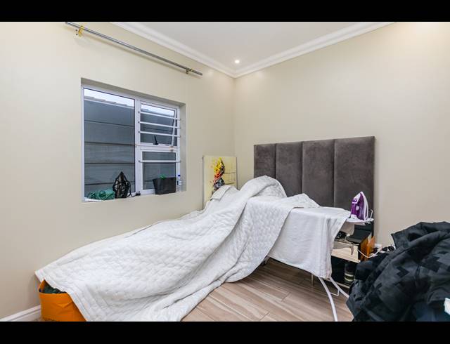 3 BEDROOM FREEHOLD TO LET IN PARKLANDS NORTH